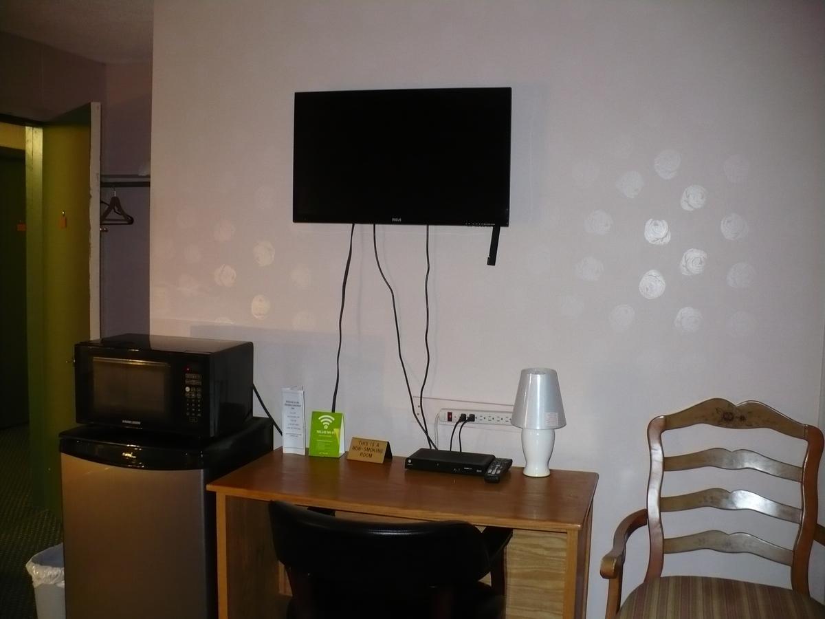Sheridan Lawrence M Hotel Fort Vermilion Luaran gambar